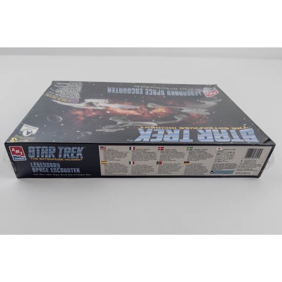 AMT Star Trek Legendary Space Encounter Model Kit AMT698 Fiber Optic SEALED - Picture 4 of 5